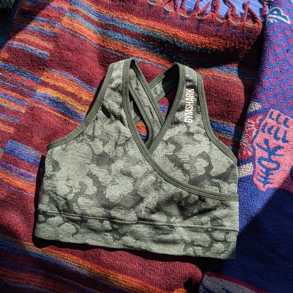 Gymshark Adapt Camo Seamless Sports Bra - Picture 3 of 4